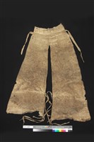 藏品(男子獸皮後敞褲)的圖片